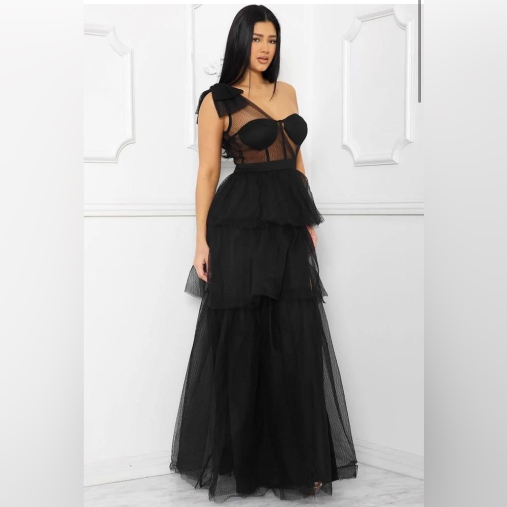 Black gown